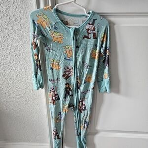 Mandalorian and Baby Yoda Little Sleepies zippy